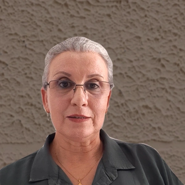 Conférencier du septième congrès mondial de sophrologie, Maroussia Issoumour, Professeur agrégée de traduction